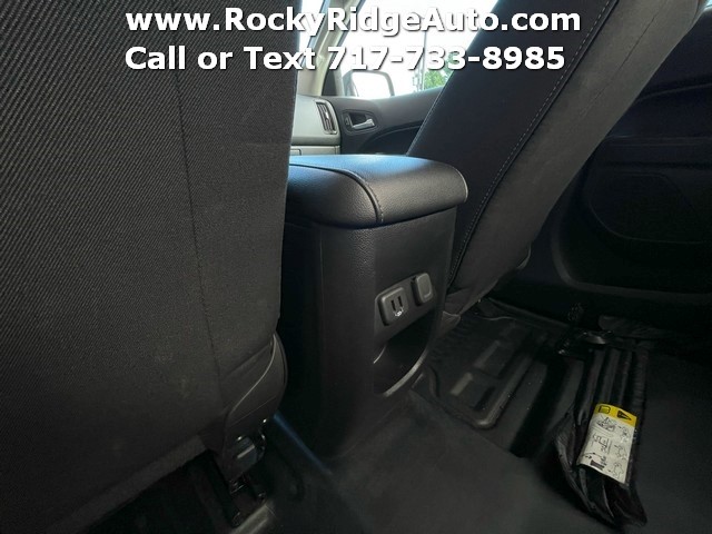 2022 Chevrolet Colorado LT photo 16