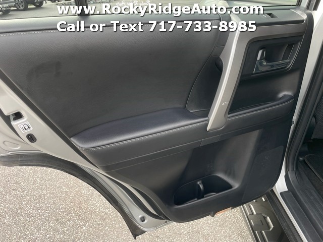2024 Toyota 4Runner SR5 photo 33