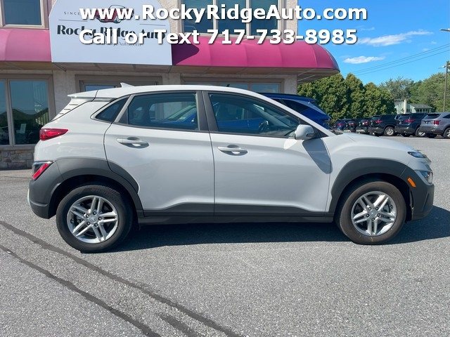 2022 Hyundai Kona SE photo 8