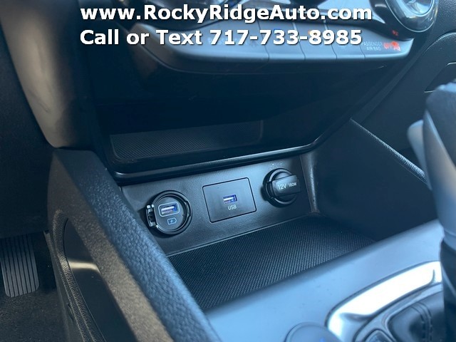 2022 Hyundai Kona SEL photo 16